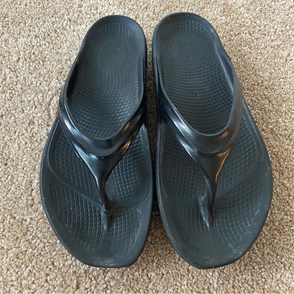 OOFOS | Oolala Recovery Flip Flops Black Size Women's 10 - Picture 2 of 9